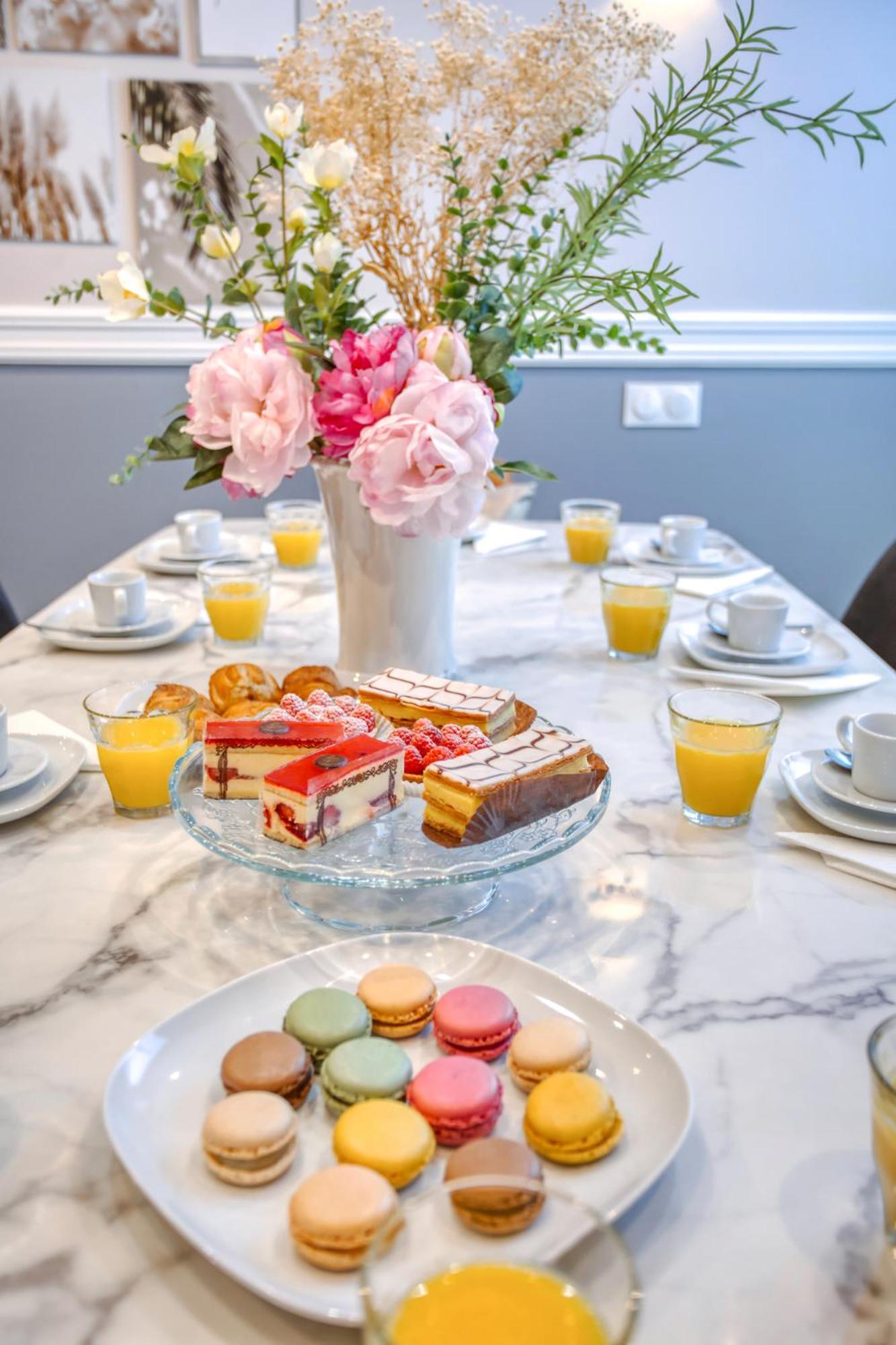Elegant Triplex In Paris - Ideal For 10 - Aircon 外观 照片