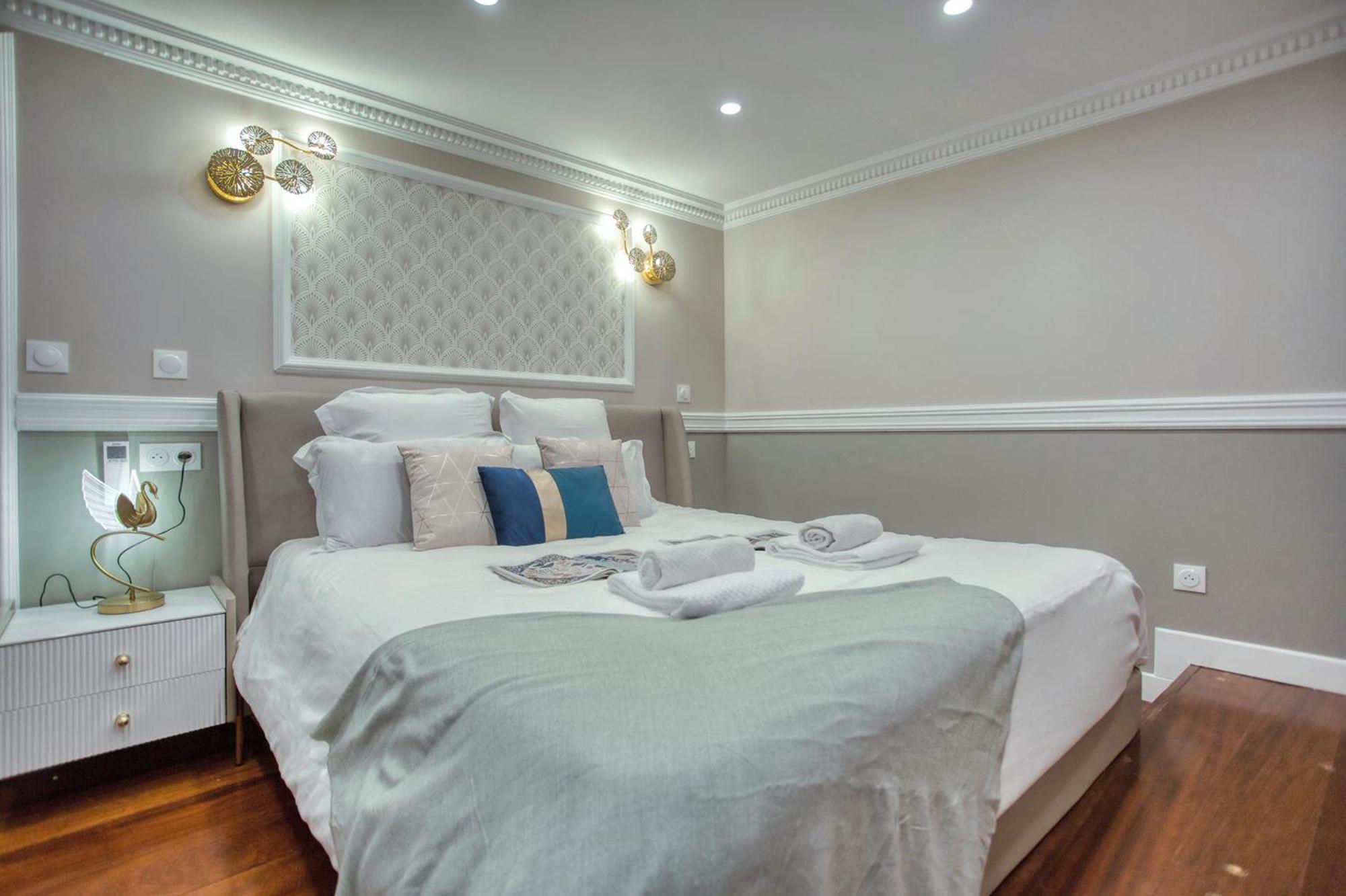 Elegant Triplex In Paris - Ideal For 10 - Aircon 外观 照片