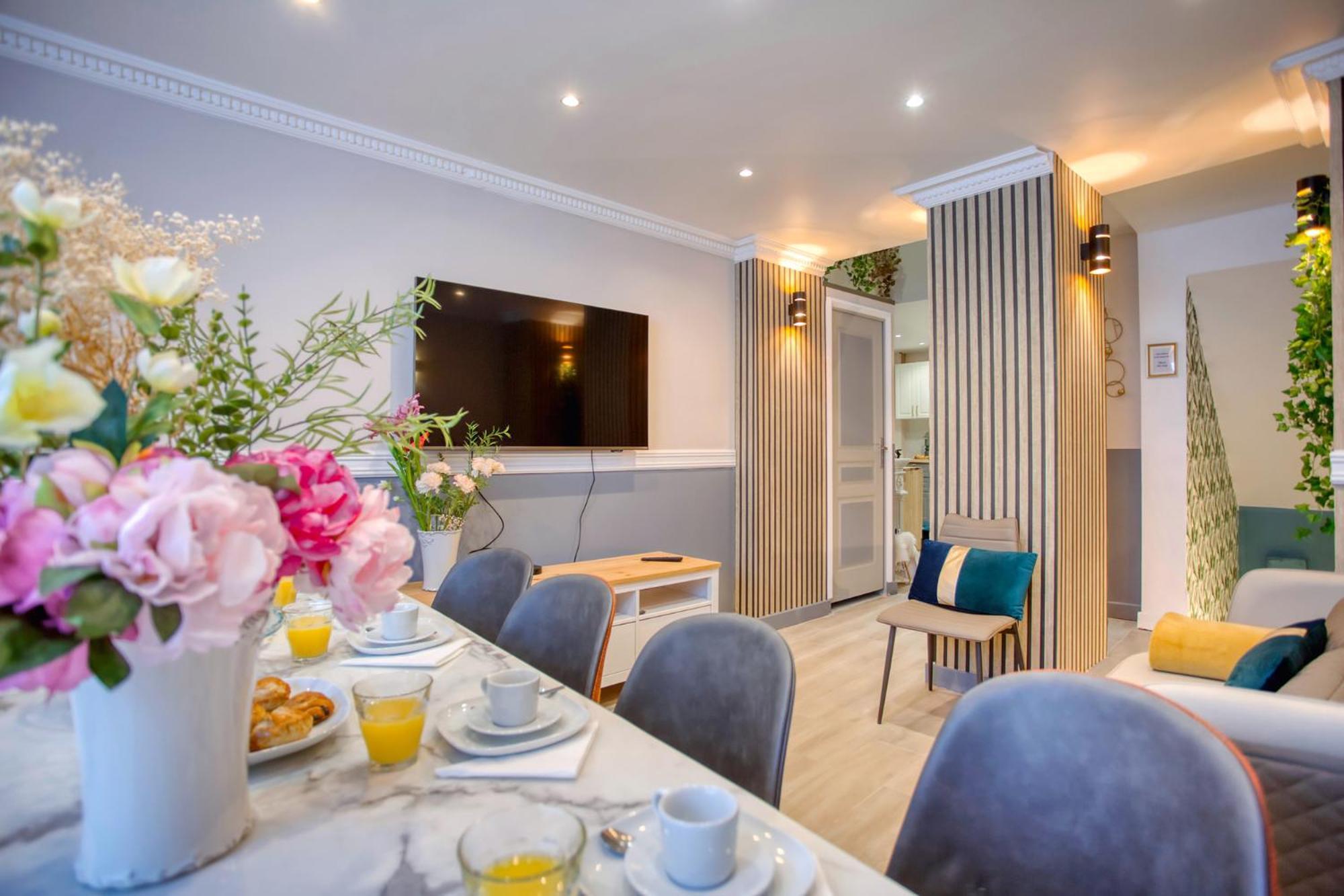 Elegant Triplex In Paris - Ideal For 10 - Aircon 外观 照片