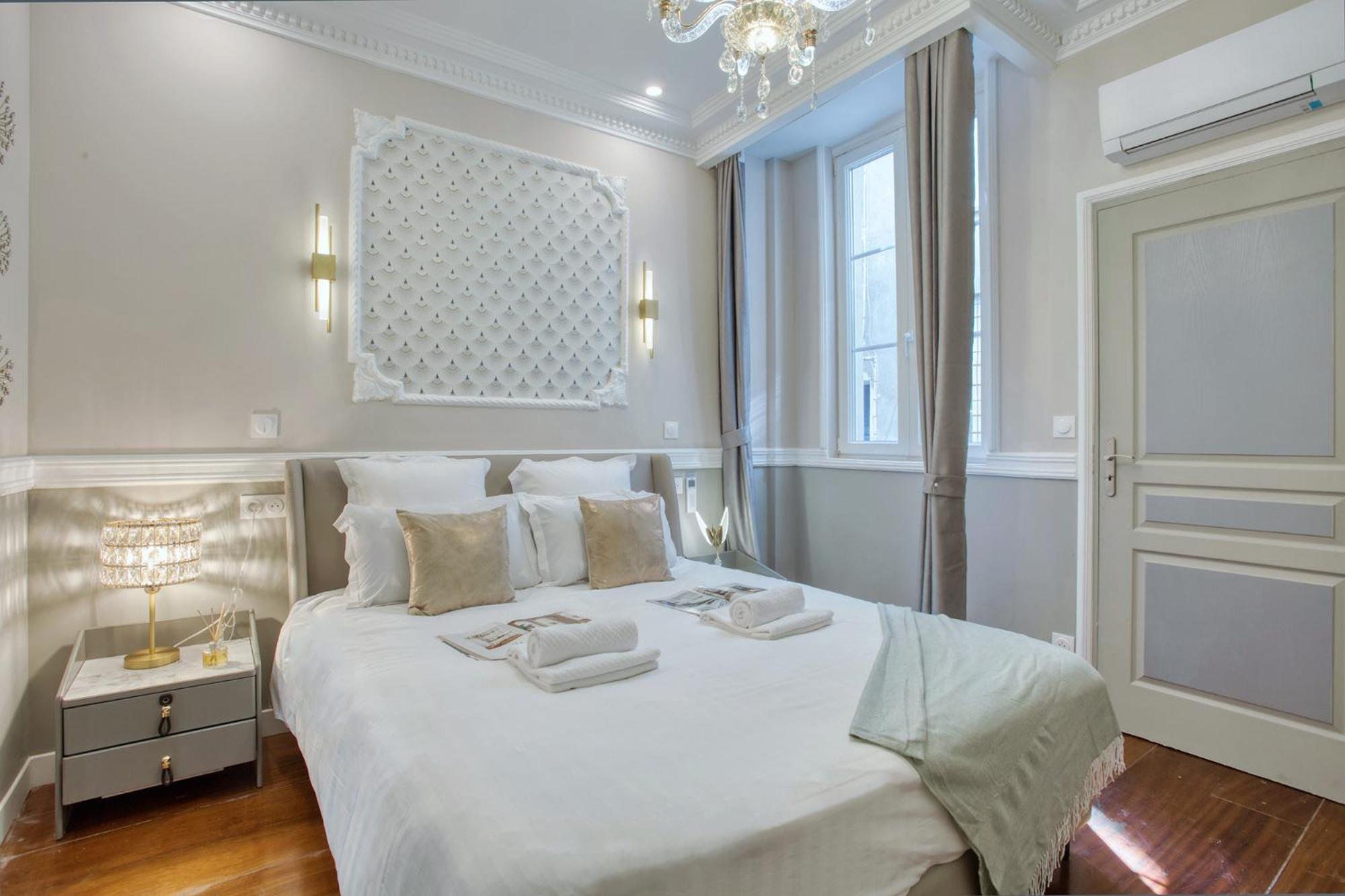 Elegant Triplex In Paris - Ideal For 10 - Aircon 外观 照片